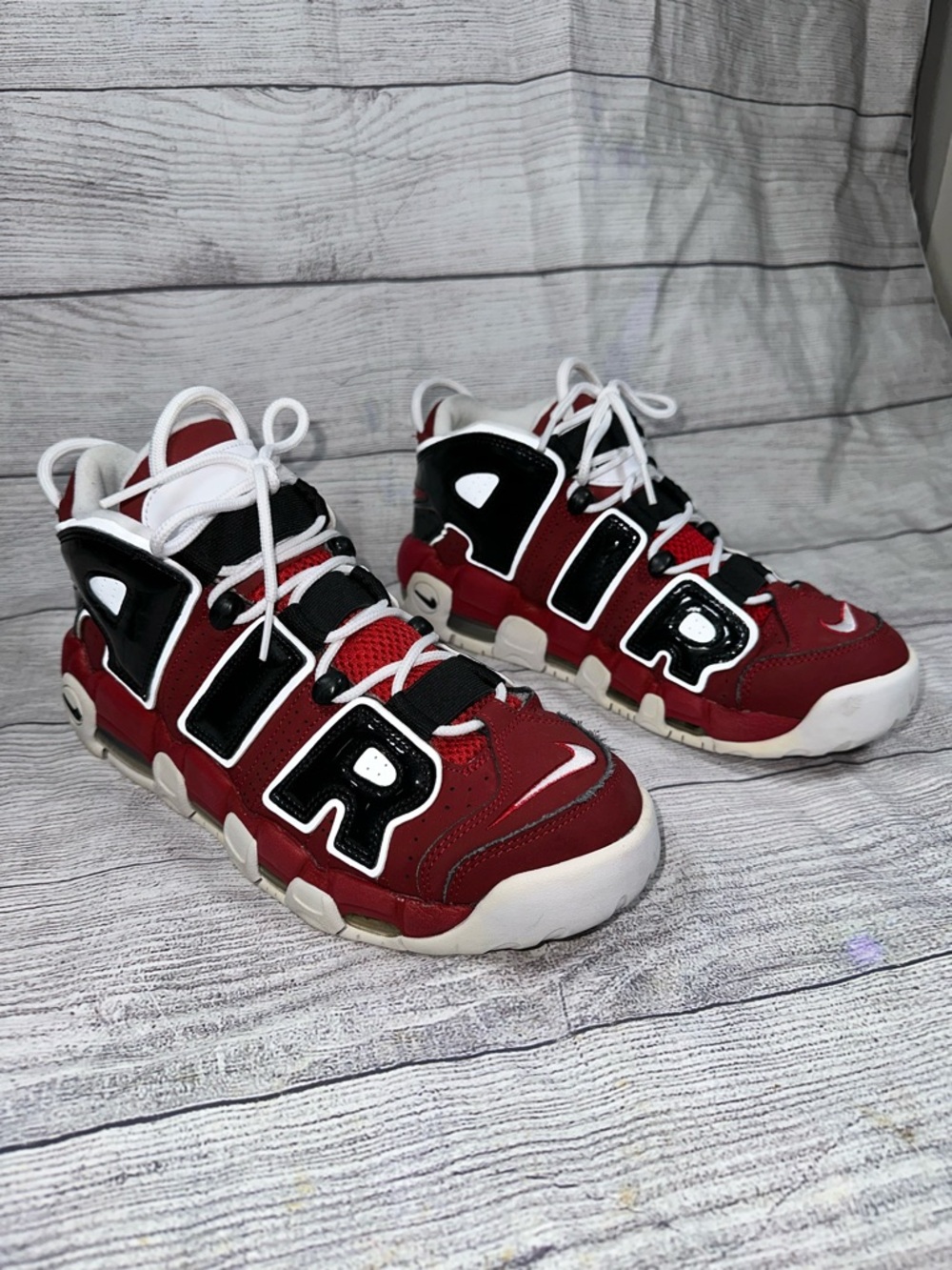 Nike Air More Uptempo “Bulls” size 9 M